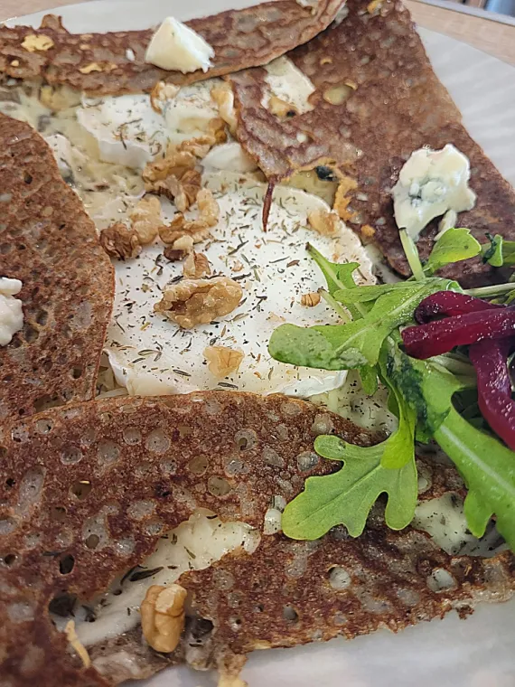 Découvrer notre nouvelle galette sarrasin aux fromages à la Crêp' Rit des Halles à Amiens, Amiens, Crêp' Rit des Halles